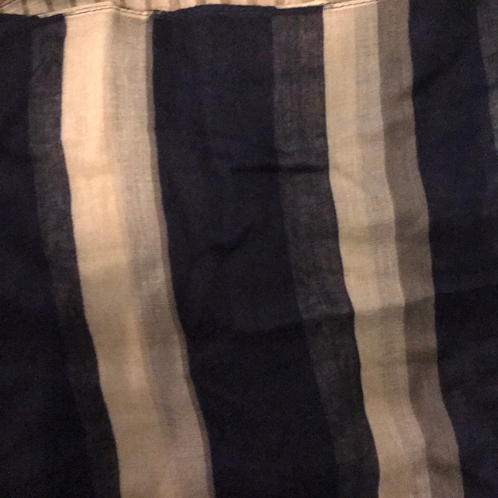 2 patterned infinity scarves - Picture 3 of 3